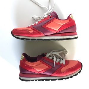 brooks retro shoes